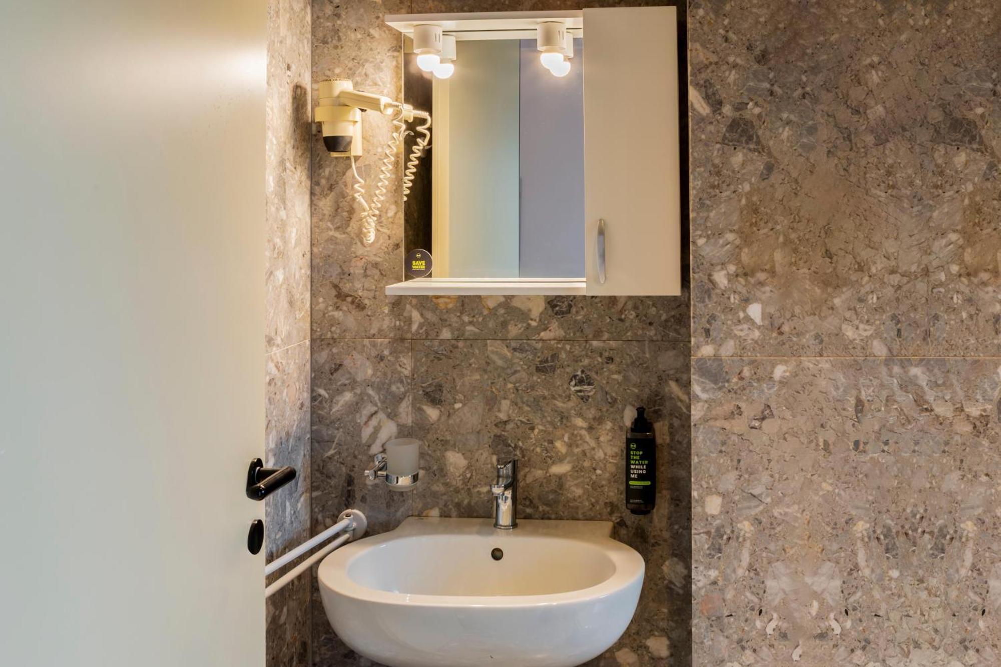 B&B Hotel Bari Rondo 외부 사진